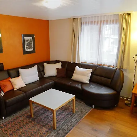 Zur Fluh Apartmán *
